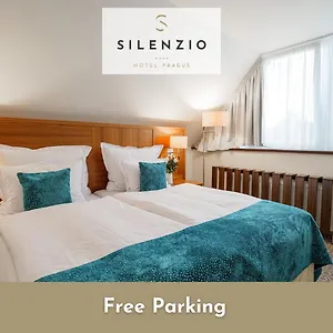 Hotel Silenzio, Prag