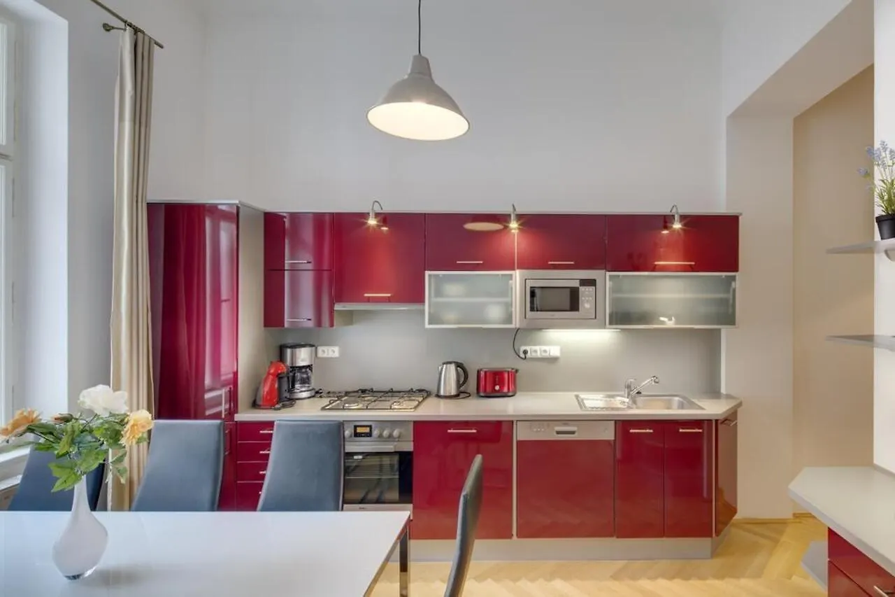 מלון דירות פראג Selinor Old Town Apartments