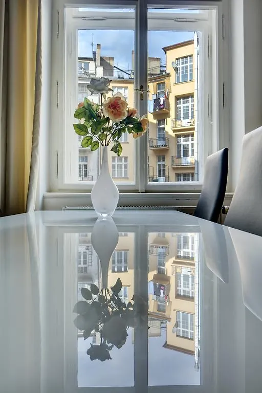 **** מלון דירות פראג Selinor Old Town Apartments צ'כיה